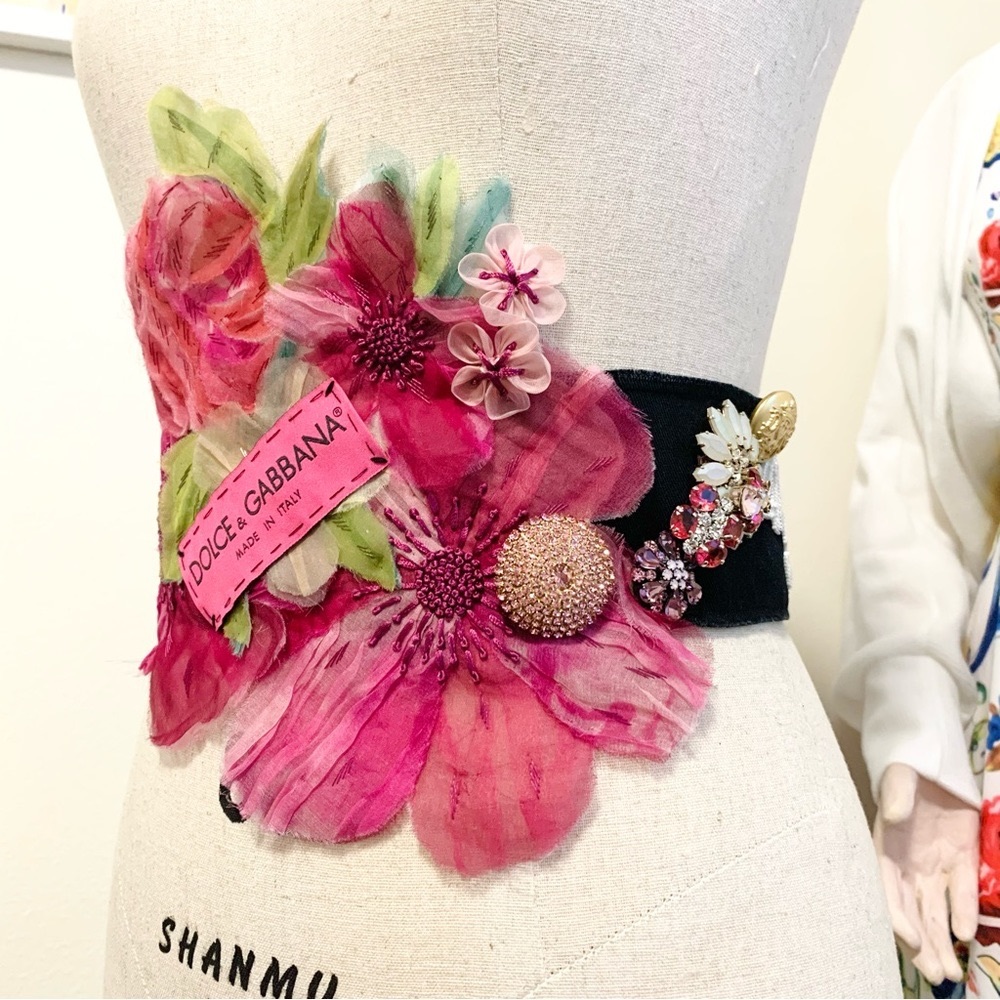Dolce&Gabbana Embellished crystal floral belt
